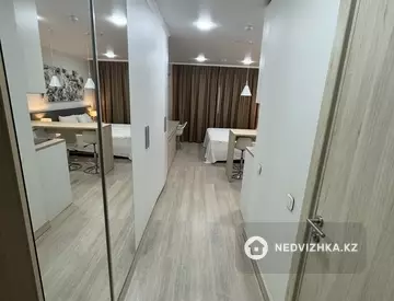 1-комнатная квартира, этаж 15 из 23, 25 м²