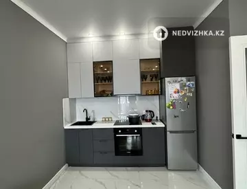 2-комнатная квартира, этаж 13 из 17, 47 м²