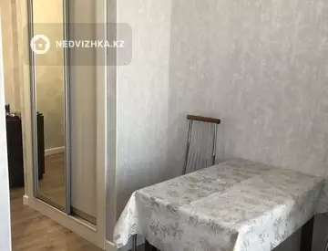 2-комнатная квартира, этаж 4 из 5, 55 м², на длительный срок