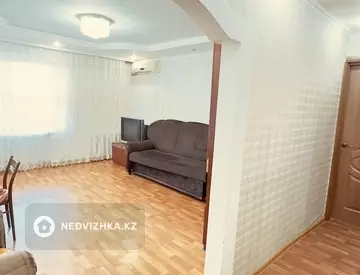 2-комнатная квартира, этаж 3 из 10, 53 м²