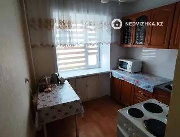 2-комнатная квартира, этаж 3 из 5, 48 м²